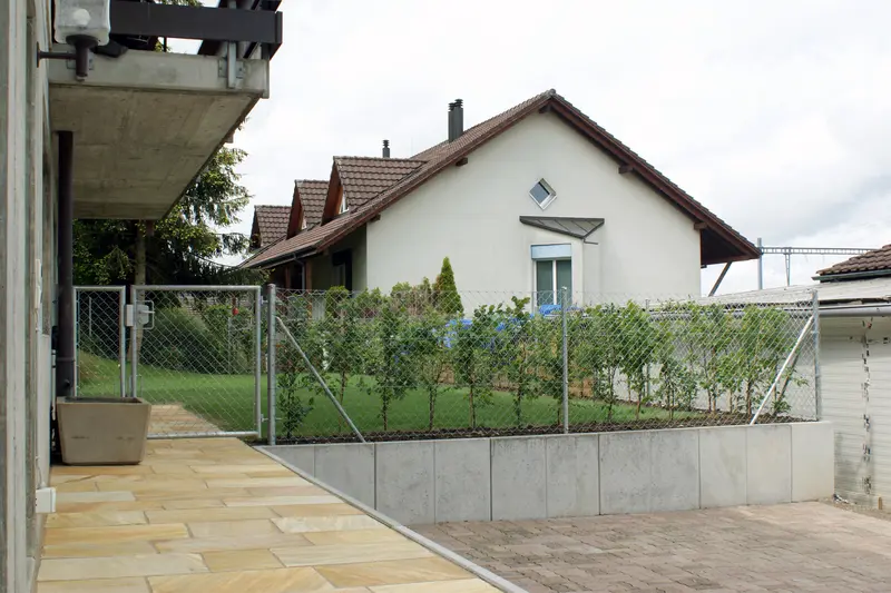 Gartenbau_jangarten_Natursteinplatten_Terasse_Vorplatz